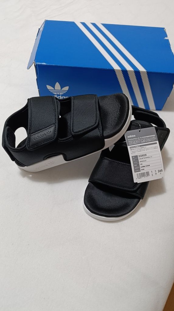 Сандали ADIDAS 39 ном. нови унисекс