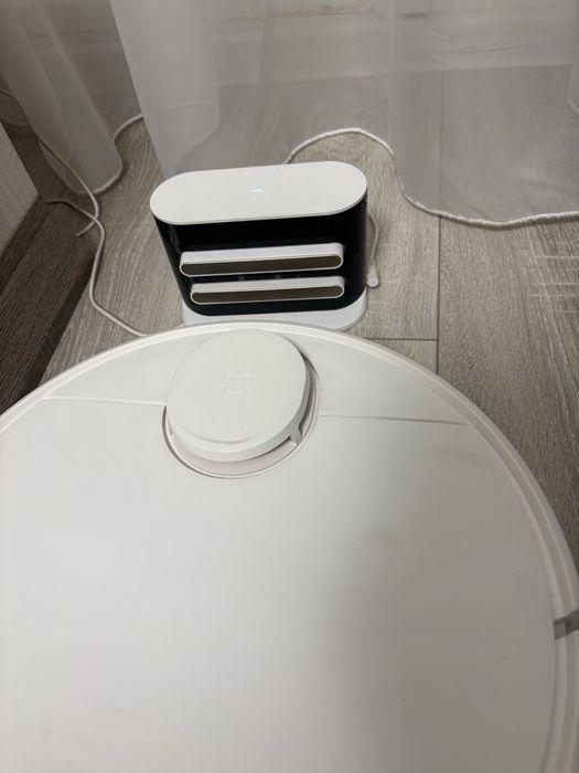 Робот пылесос Xiaomi, хороший помошник по уборке полов