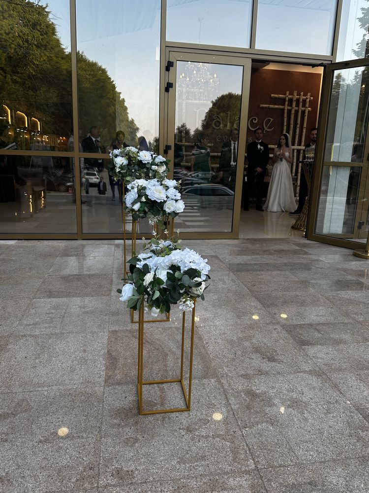 Decor nuntă: Suporturi florale, Panou ‘Bine ați venit’, Seating chart