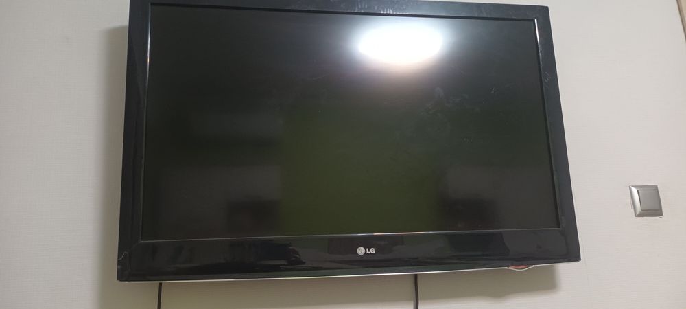 Продавам телевизор LJ