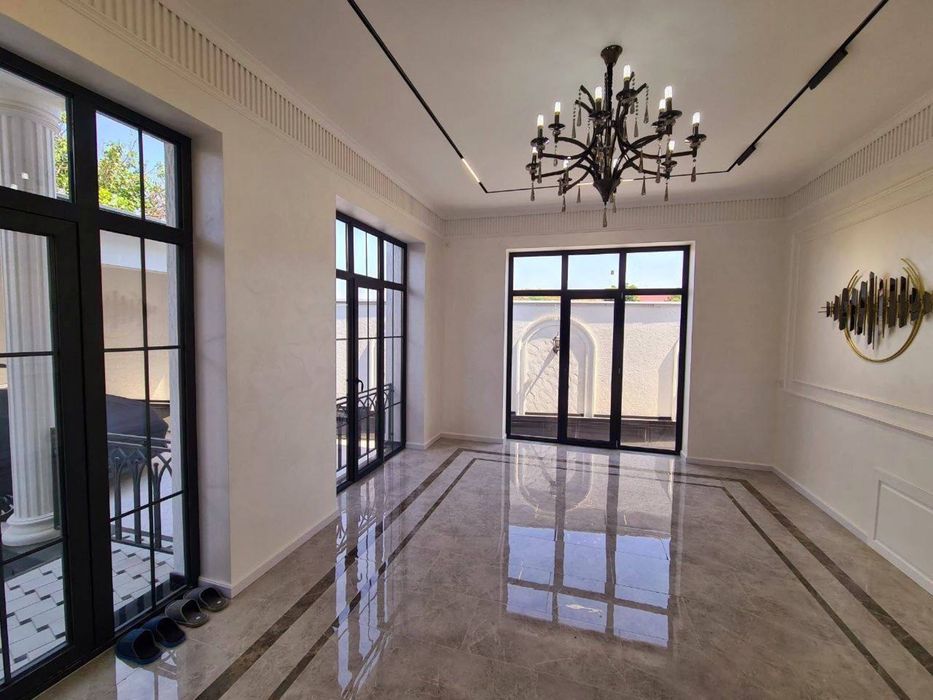 Евродом на Циалковского 3 сотки 390м2