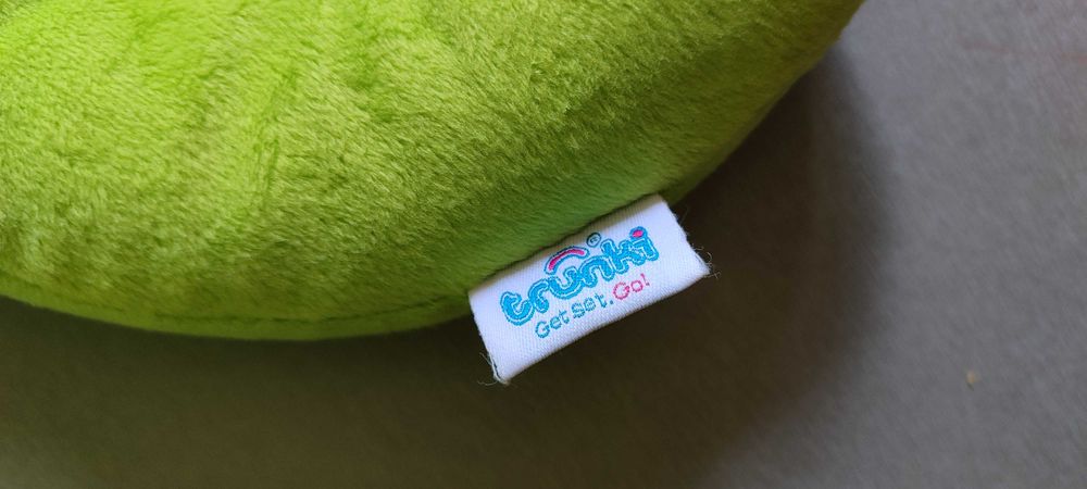 Perna pentru calatorie Yondi Trunki, Dinozaur