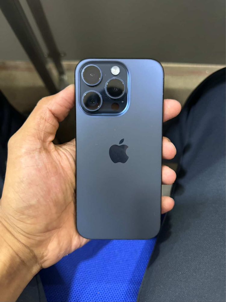 ideal Iphone 15 pro blue