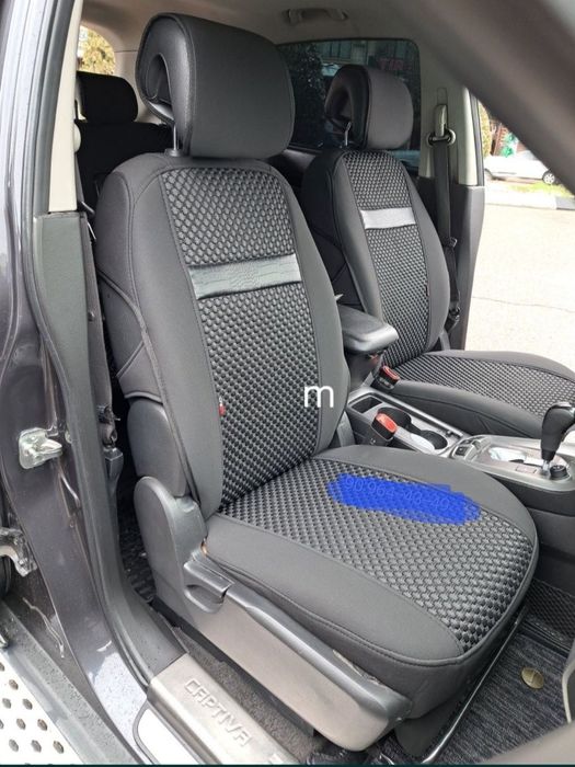 Каптива чехол почти новый