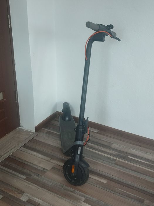 vand trotineta electrica ninebot