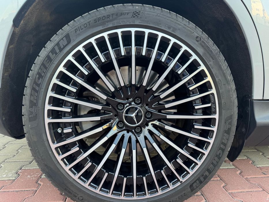 Mercedes Benz EQC 400 4MATIC AMG