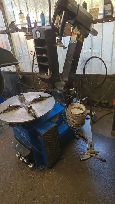 Машина демонтаж/монтаж HOFMANN