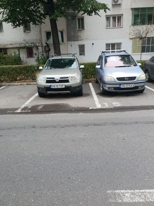 Vând mașină Opel