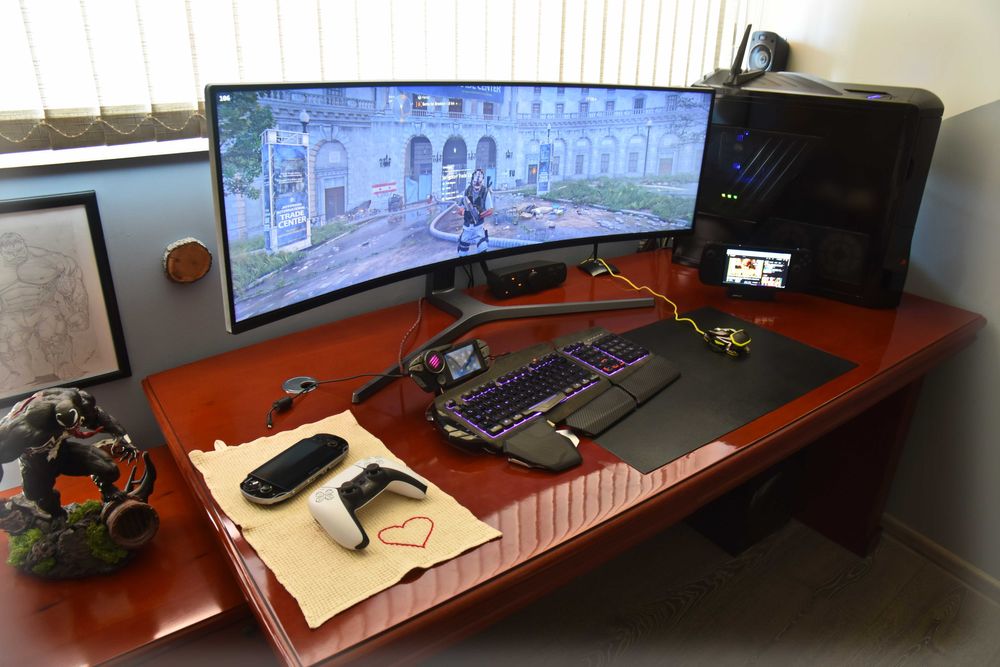 Продавам монитор Samsung 49 инча