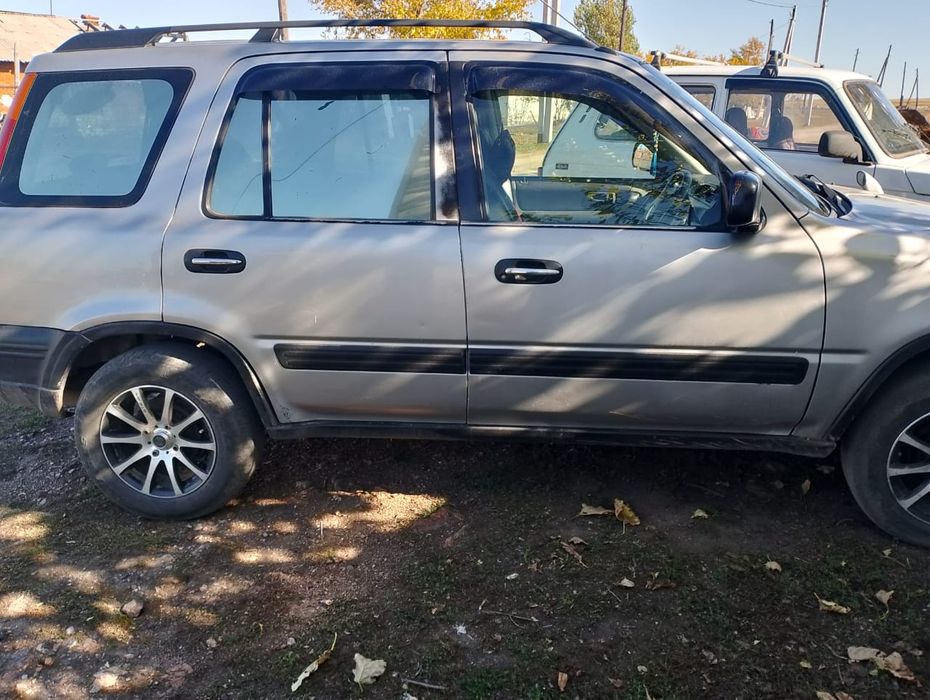 Автомобиль Хонда срв