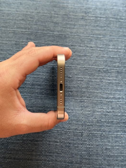 Iphone 16 Pro 256 GB Natural Titanium
