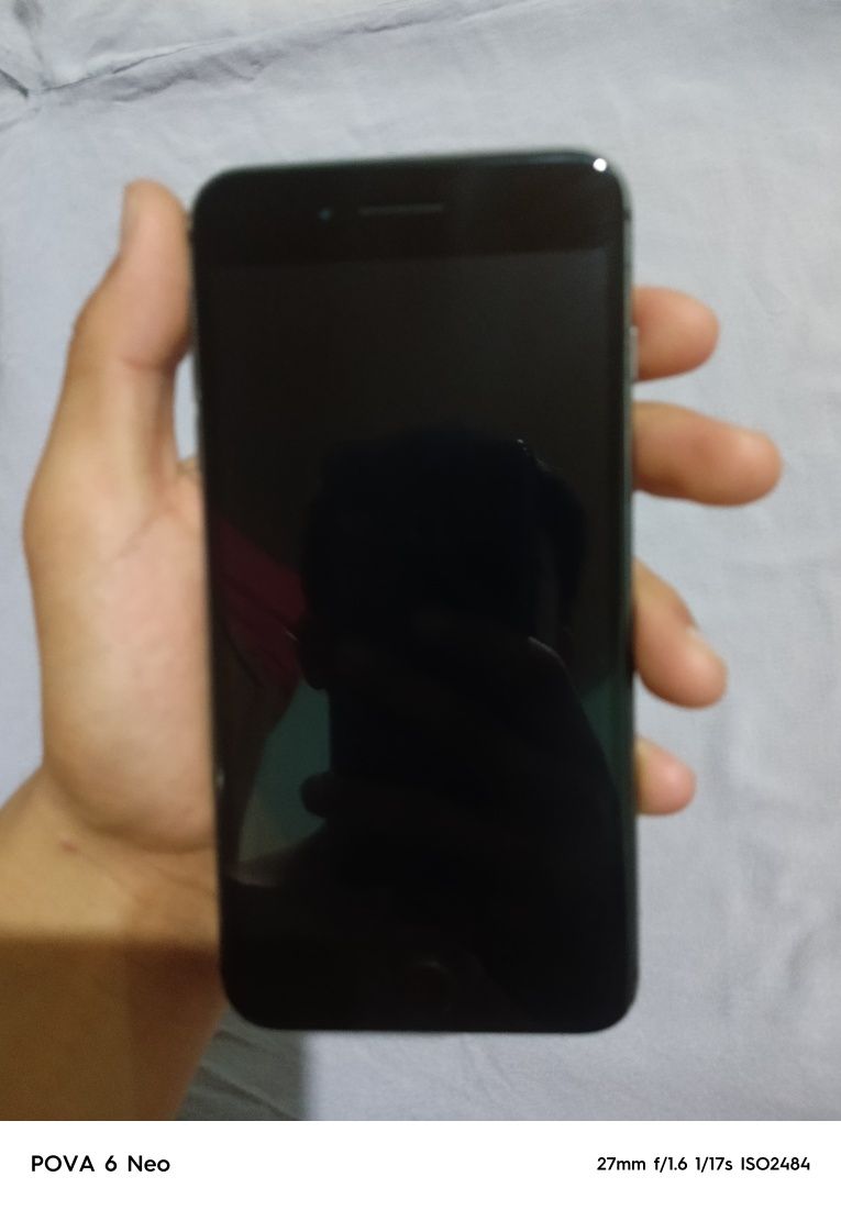 iPhone 8 plus  LL/A
