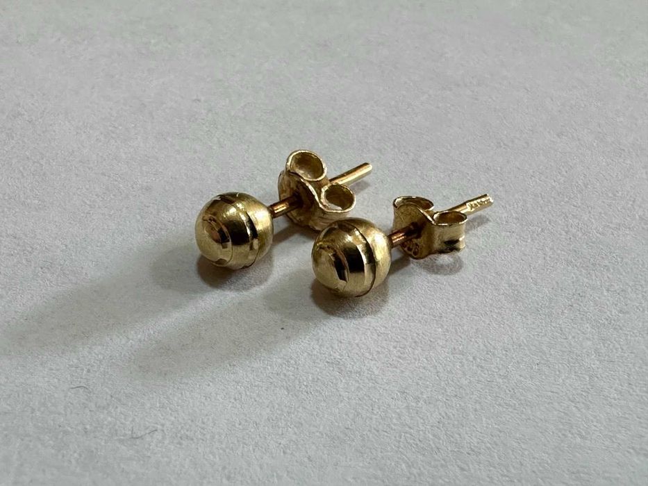 Златни обеци 14к, 0,83гр