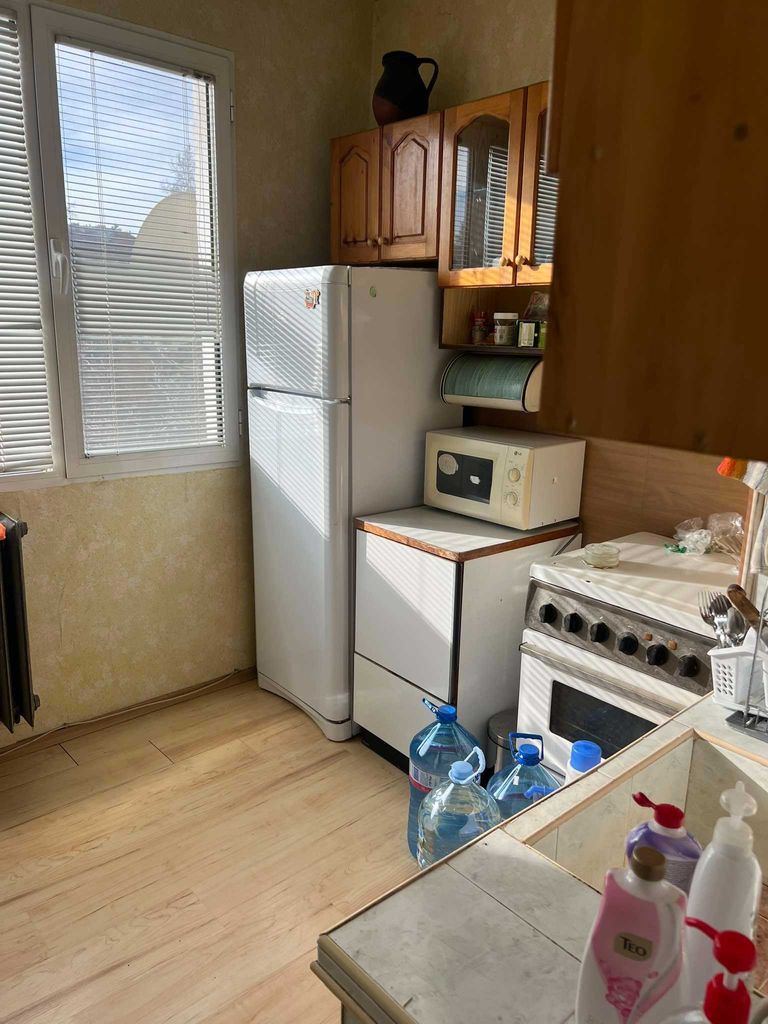 Продава се Двустаен апартамент в Разград, Център - 48 кв.м за 1594 €/кв.м - Снимка #6
