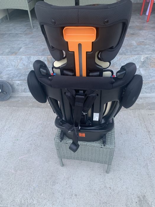 Scaun auto rotativ chicco unico