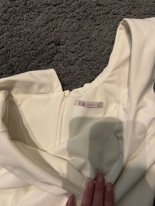 Бял гащеризон/ рокля