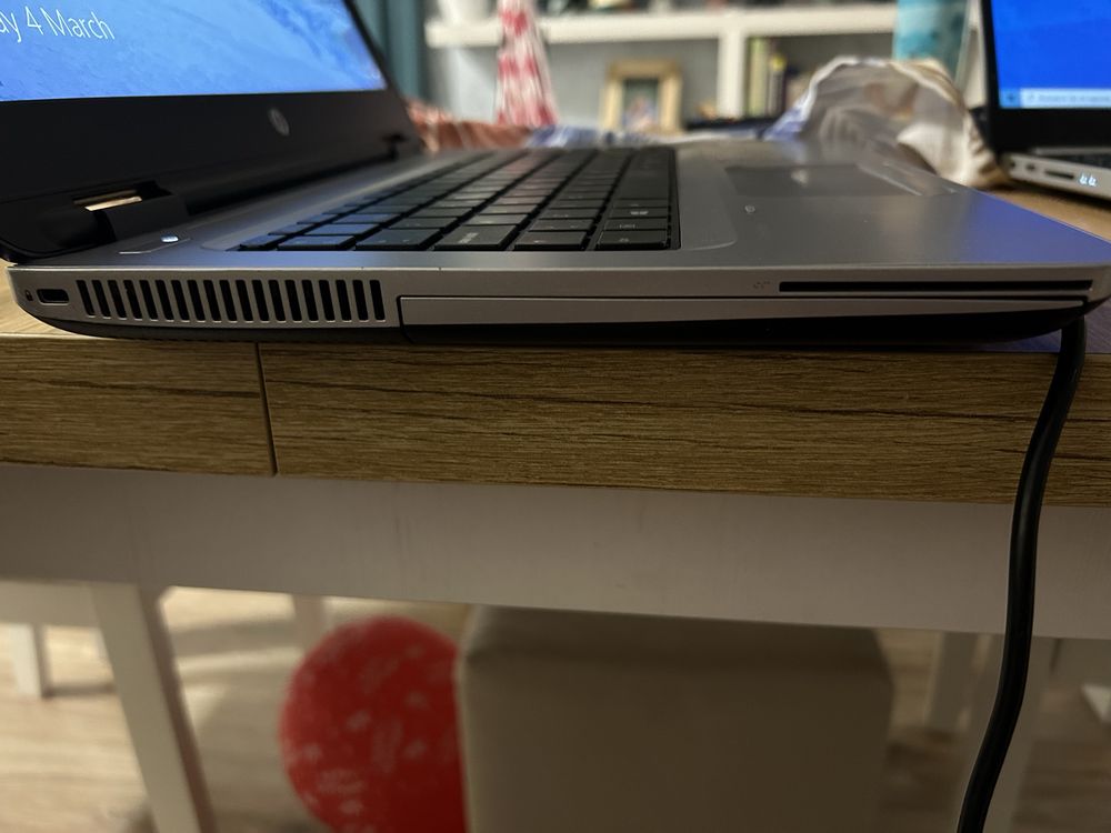 HP Probook 645 G3 Radeon R5  8GB Ram 512GB Nvme SSD