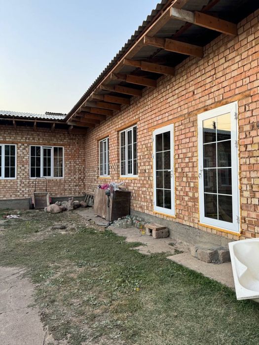 Tehmo Englberg Akfa Intryer dizayin Sifat