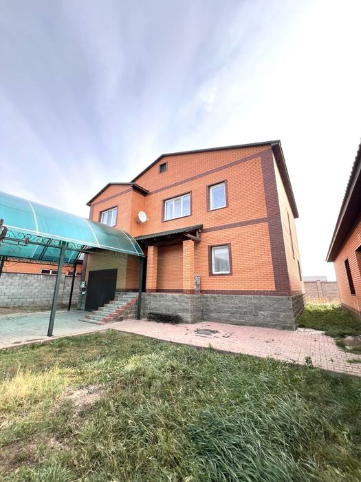 Продам качественный коттедж в г.Косшы