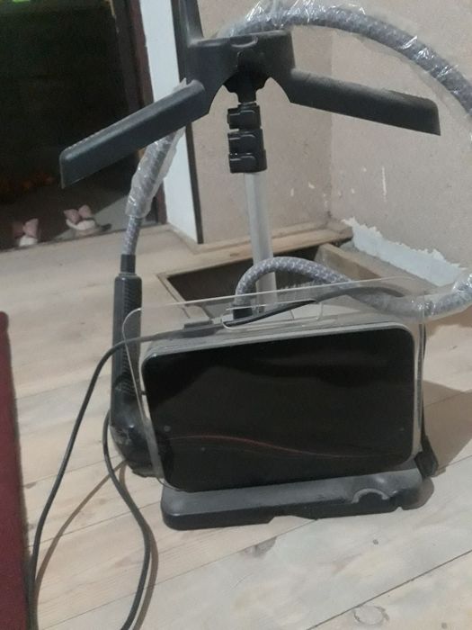 Bugʻ dazmol sotiladi!