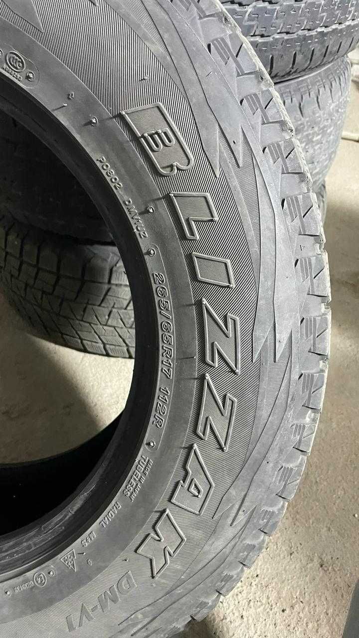 Зимняя резина Bridgestone Blizzak 265/65/17. 2 шт