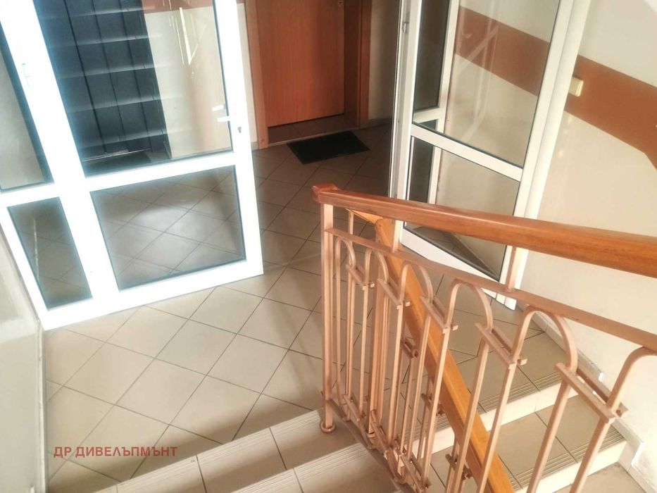 Дава се под наем Едностаен апартамент в София, Център - 31 кв.м за 407.49 € - Снимка #13