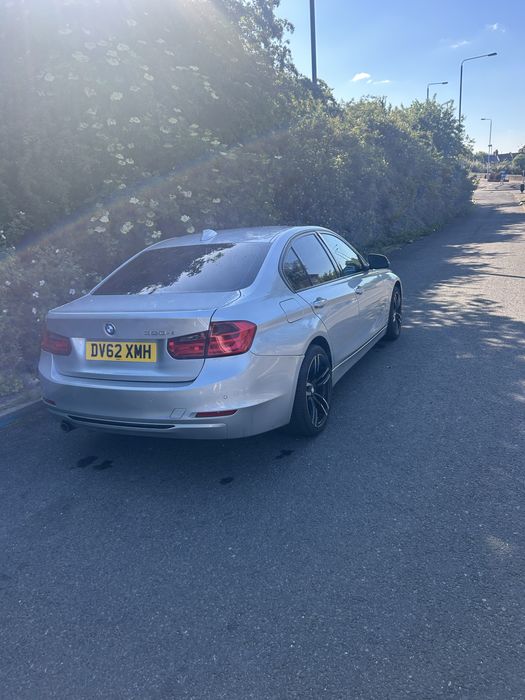 Vand BMW 320D F30 volan dreapta acte valabile un an