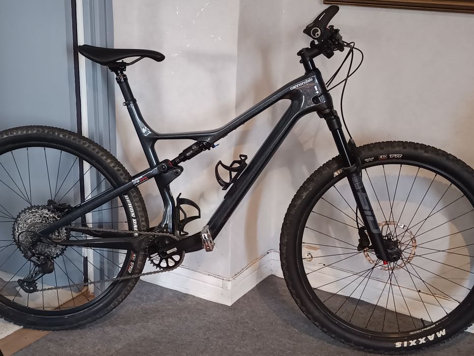 Bicicleta mtb full suspensie full carbon