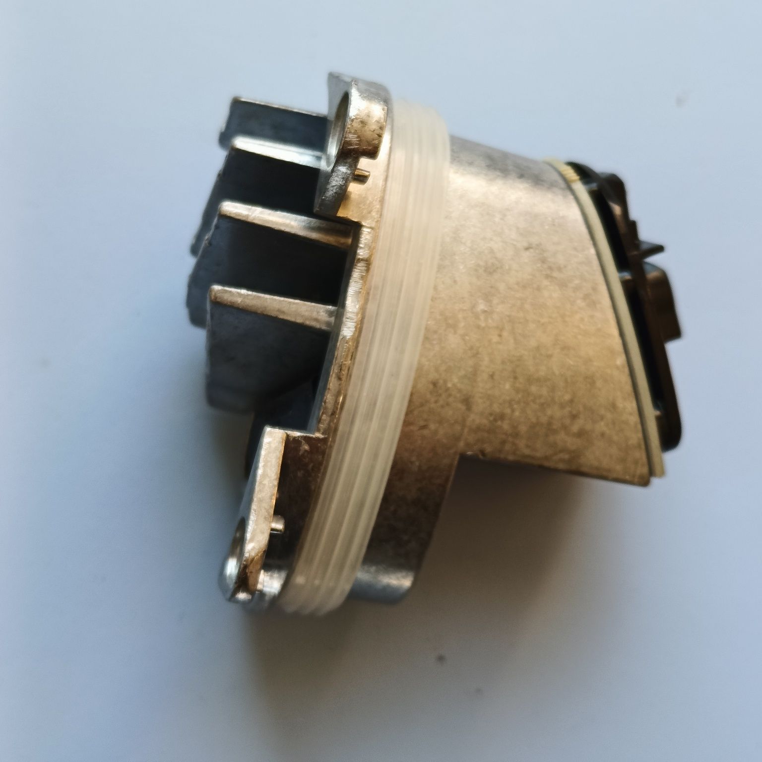 Модул дневни светлини DRL/ Мигач  F06, F12, F13 LCI, Нови с гаранция