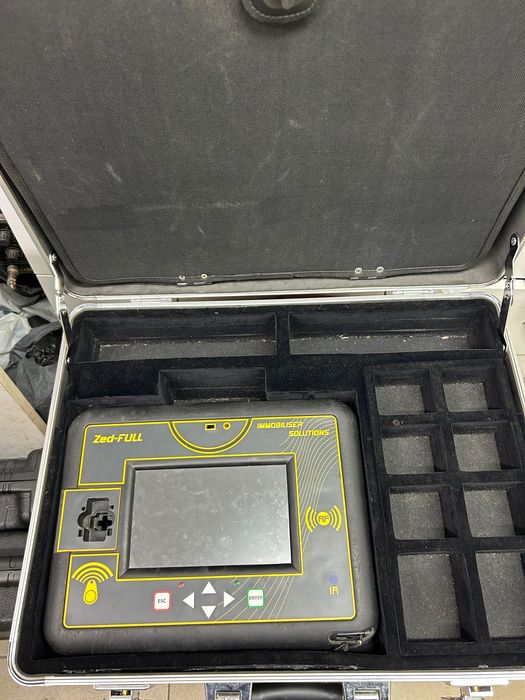 ZED-FULL Машина за Ключове