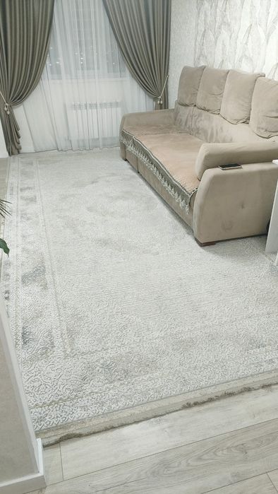 Продам турецкий ковёр а отличном состоянии