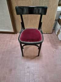 Vând scaun tapițat cu catifea rosie