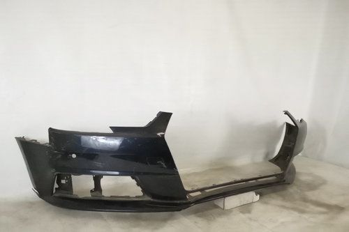 Ауди А4 Б9 / Audi A4 B9 Оригинална предна броня със сензори, повредена