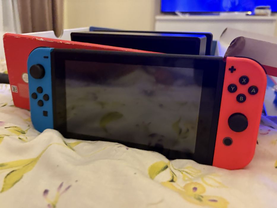 Nintendo switch plus 1 joc