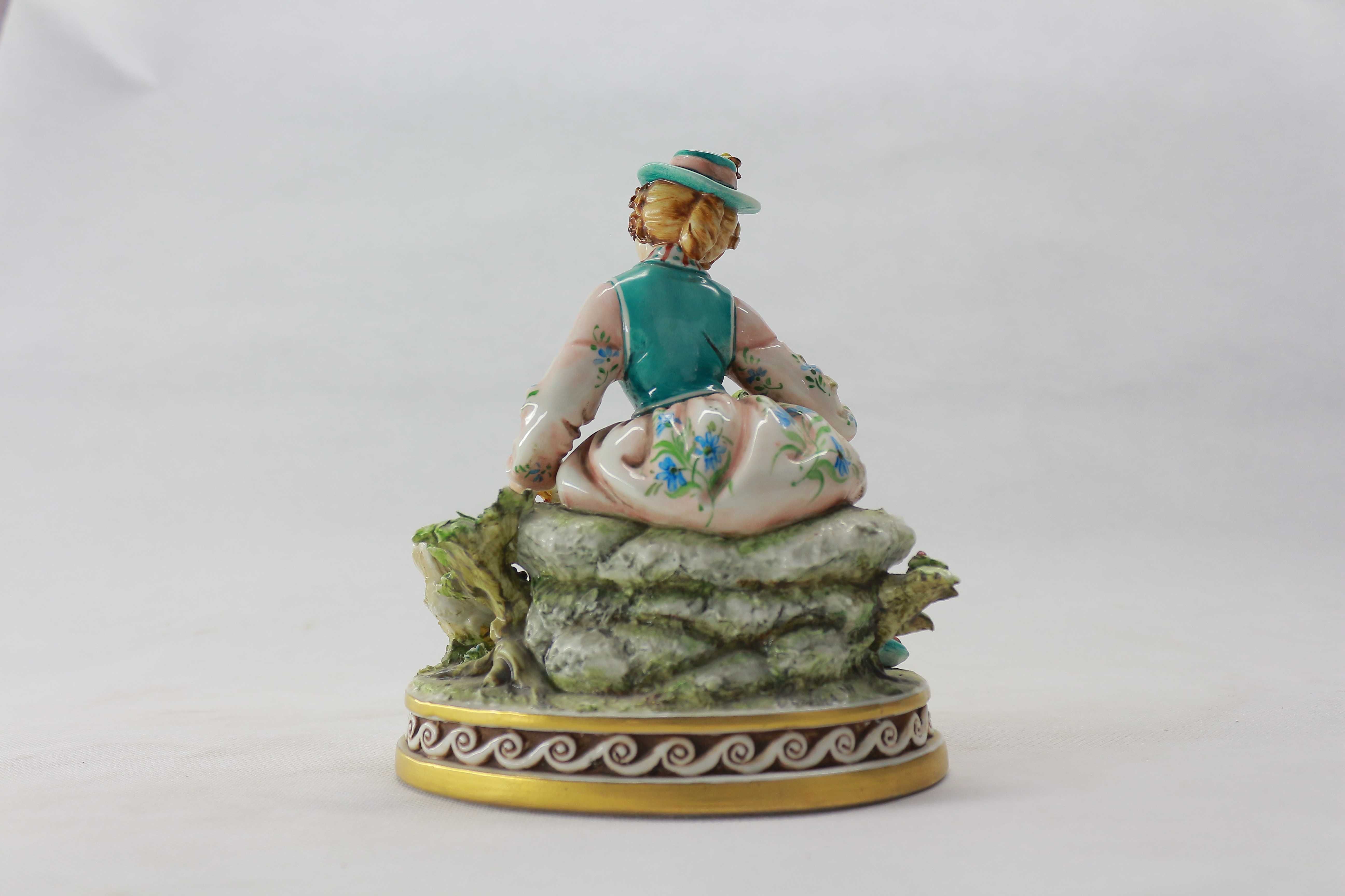 Статуэтка из фарфора Пастораль Италия Capodimonte