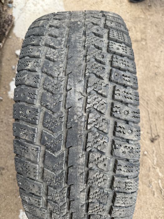 Шины зимние шипованные
