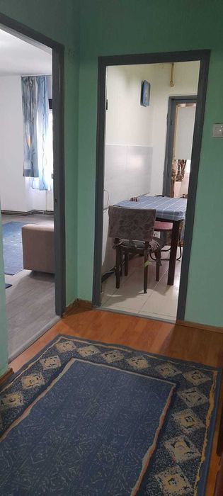 Vand apartament o camera Decebal