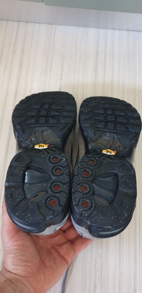 Nike Air Max Plus UK 7 US 8 Mens / 41/26см ОРИГИНАЛ! Мъжки Маратонки!