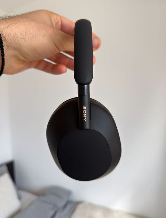 Чисто НОВИ безжични слушалки за продажба Sony WH-1000XM5