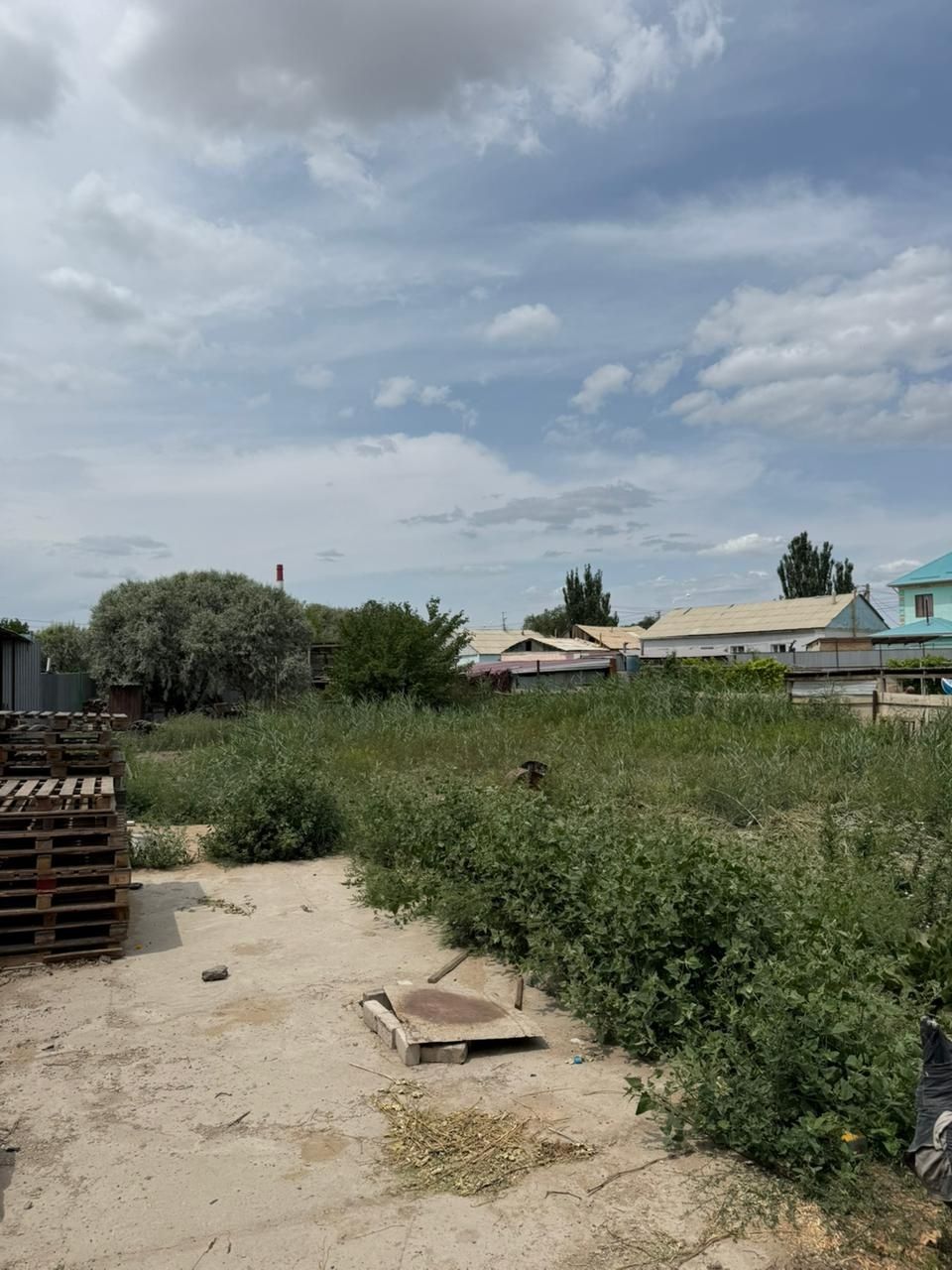 Продается плановый дом с времянкой  в районе Гагарина