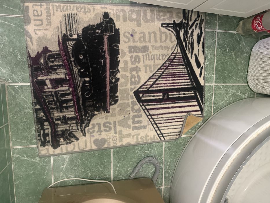 Коврики придверные, для ванны и уборной