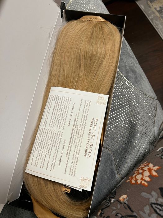 Vând cozi blonde superbe din păr natural