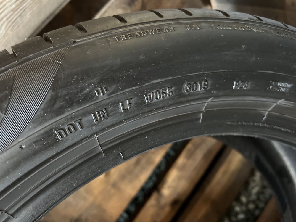 Anvelope de vara Pirelli 235 50 R19