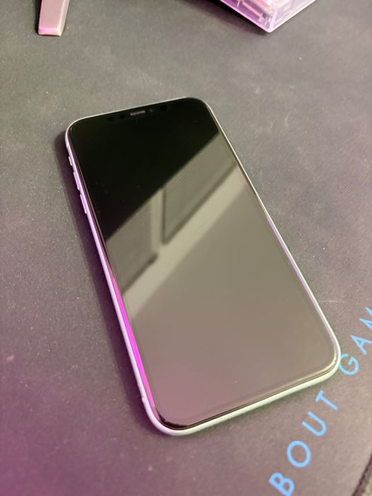 iPhone 11 64GB fara probleme 80% baterie