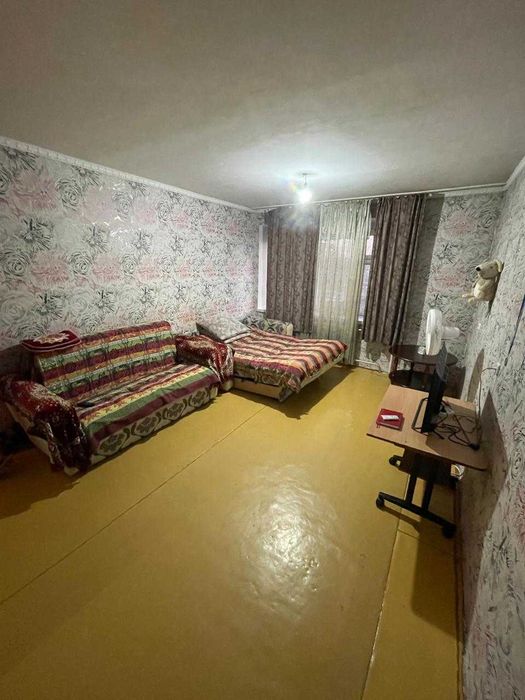 Продается 1,5-комнатная квартира, ул. Красина, 3 — 35м²