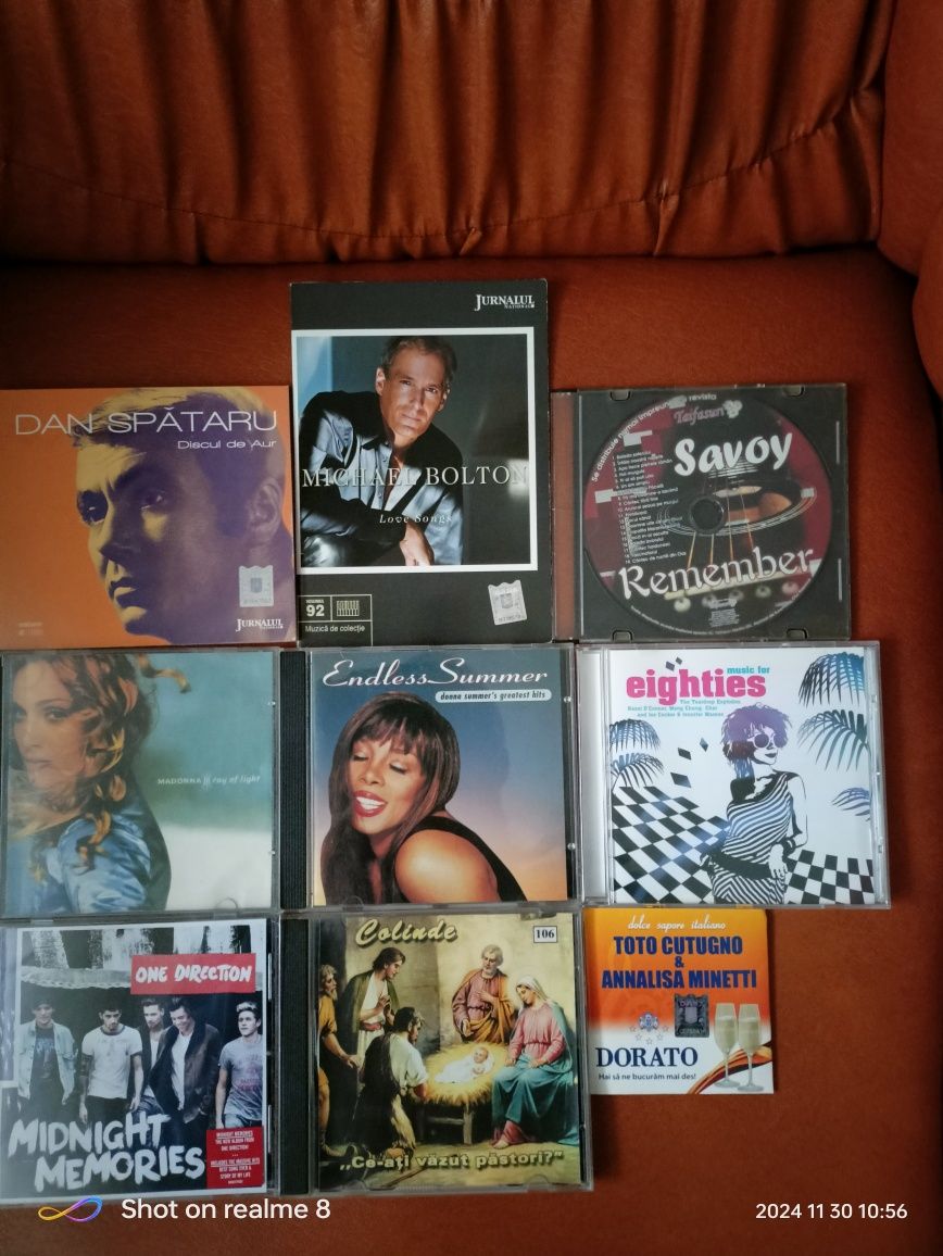 Cd-uri cu muzica de diferite genuri si  cd-uri de colectie