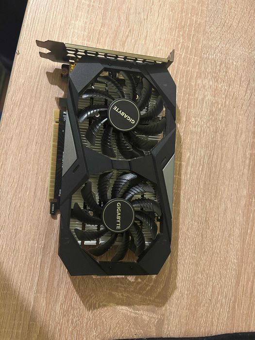 Placa video Gigabyte GTX 1650 OC 4GB