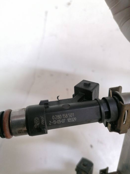 Injector injectoare Opel corsa D 1.2 Benzina Z12XEP