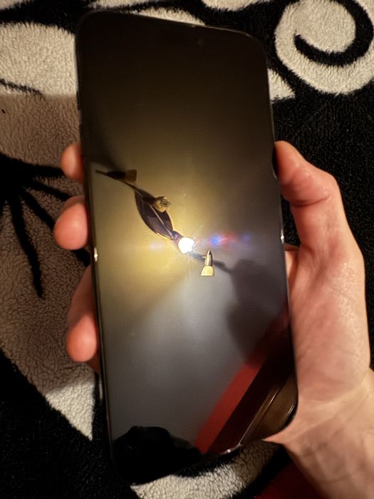 Vand iPhone 15 Pro Max/16E/16 Pro impecabile