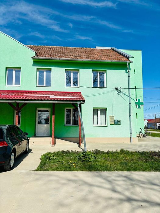 Vand Farmacie afacere la cheie